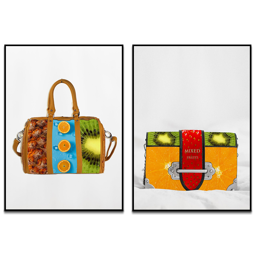 Mixed media art, fashion woman - Women Accessories Poster 评论和价格